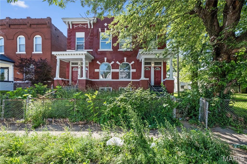 1916 Arlington Ave, Saint Louis, MO 63112 - photo 2