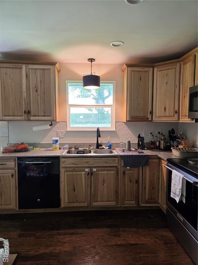 528 E 11th St, Washington, MO 63090 - photo 3