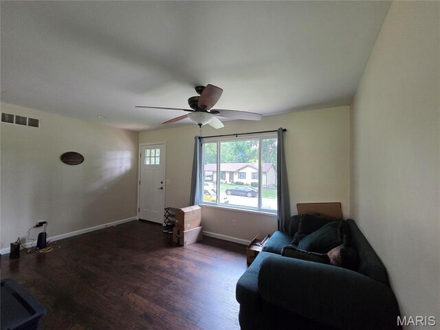 528 E 11th St, Washington, MO 63090 - photo 17