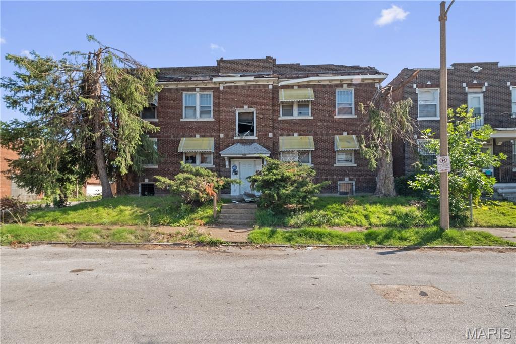 4239 Margaretta Ave, Saint Louis, MO 63115 - photo 1