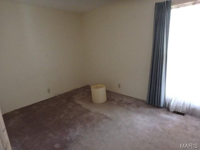 990 Saddle Dr, Florissant, MO 63033 - photo 12