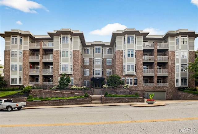 500 N And S Rd Unit 103, University City, MO 63130 - photo 1