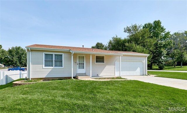 4001 De Smet Ln, Saint Charles, MO 63304 - photo 43