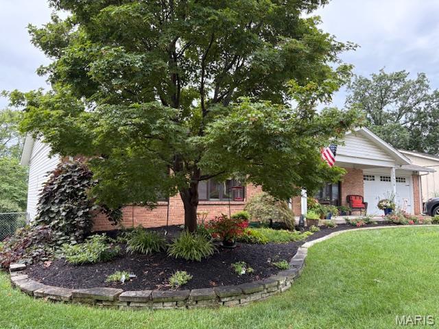 11458 Burgess Ave, Bridgeton, MO 63044 - photo 1