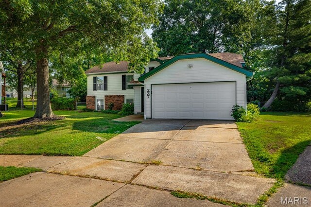 237 Valleyoak Ct, Ballwin, MO 63021 - photo 3