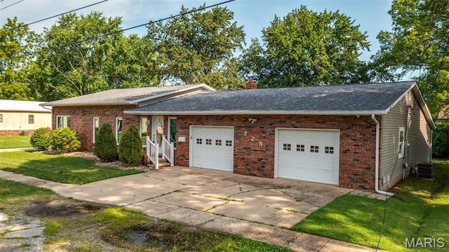 725 W Mill St, Staunton, IL 62088 - photo 2