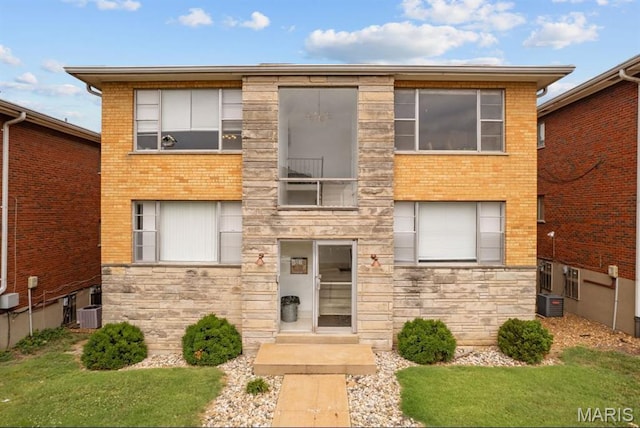 7327 Hampshire Dr, Saint Louis, MO 63109 - photo 1