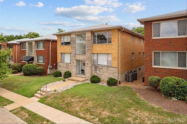 7327 Hampshire Dr, Saint Louis, MO 63109 - photo 2