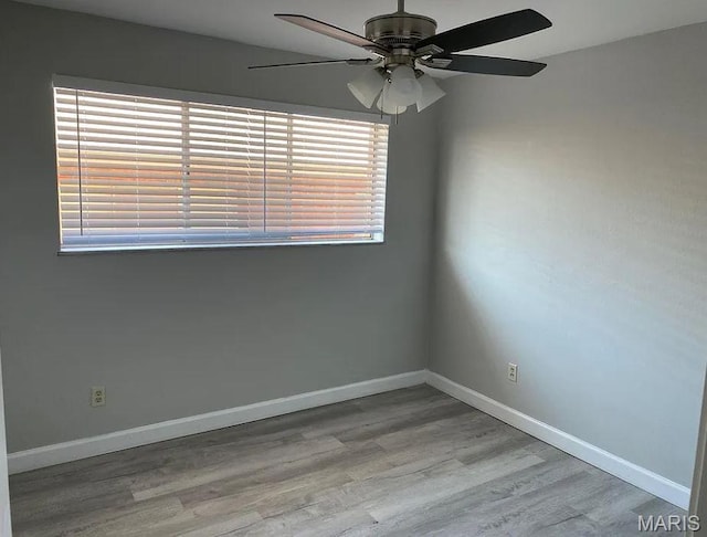 7327 Hampshire Dr, Saint Louis, MO 63109 - photo 9