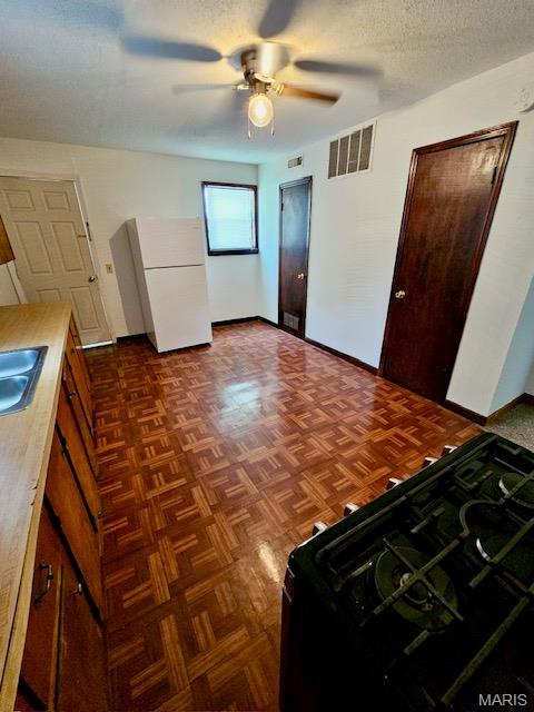 508 Helene Ave, Scott City, MO 63780 - photo 12