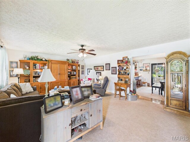 14490 Hilltop Rd, Saint Robert, MO 65584 - photo 6