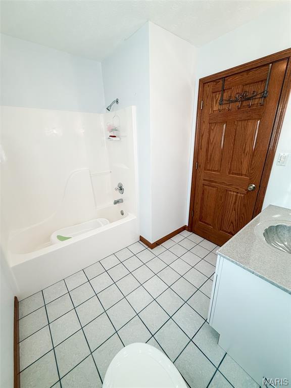 220 Michael Dr, Troy, IL 62294 - photo 42