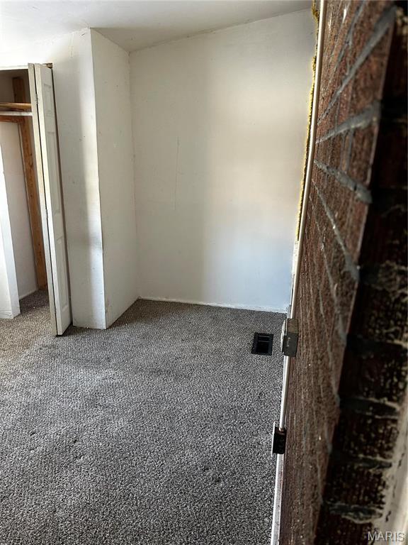 6705 Saint Louis Ave, Saint Louis, MO 63121 - photo 28