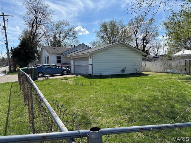 861 Pershing Blvd E, St Louis, IL 62203 - photo 3