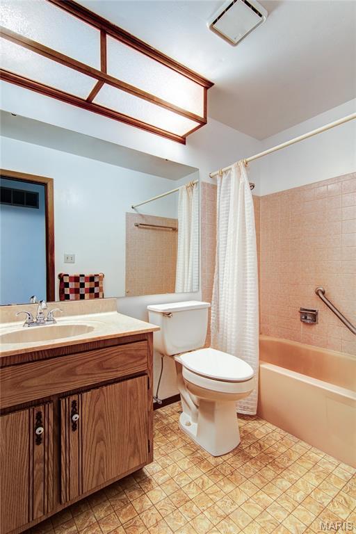 16 Riverwood Estates Blvd, Florissant, MO 63031 - photo 24