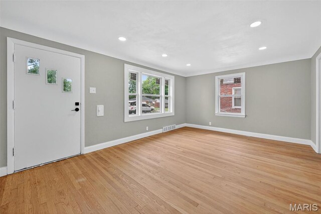 9016 Kathlyn Dr, Saint Louis, MO 63134 - photo 5