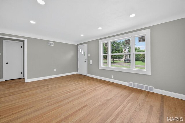 9016 Kathlyn Dr, Saint Louis, MO 63134 - photo 6