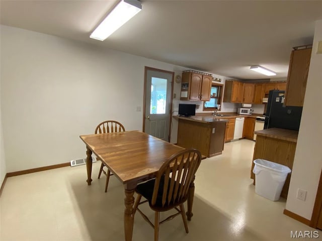 417 E E Un, Nokomis, IL 62075 - photo 14