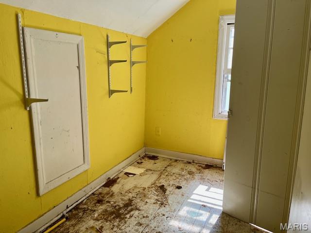 8354 Orchard Ave, Saint Louis, MO 63132 - photo 14