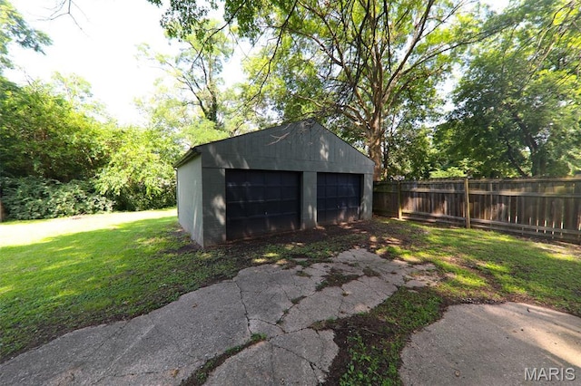 319 N Union St, Staunton, IL 62088 - photo 15