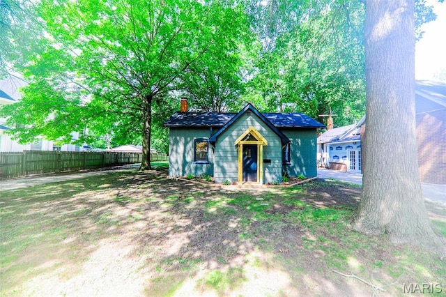 319 N Union St, Staunton, IL 62088 - photo 17
