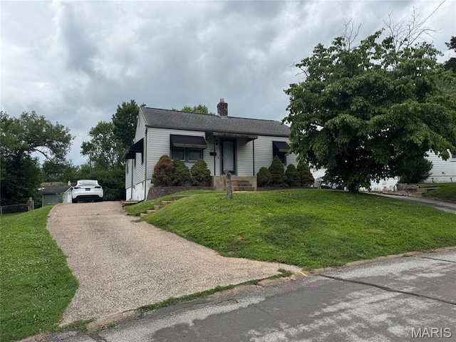 9550 Bataan Dr, Woodson Terrace, MO 63134 - photo 1