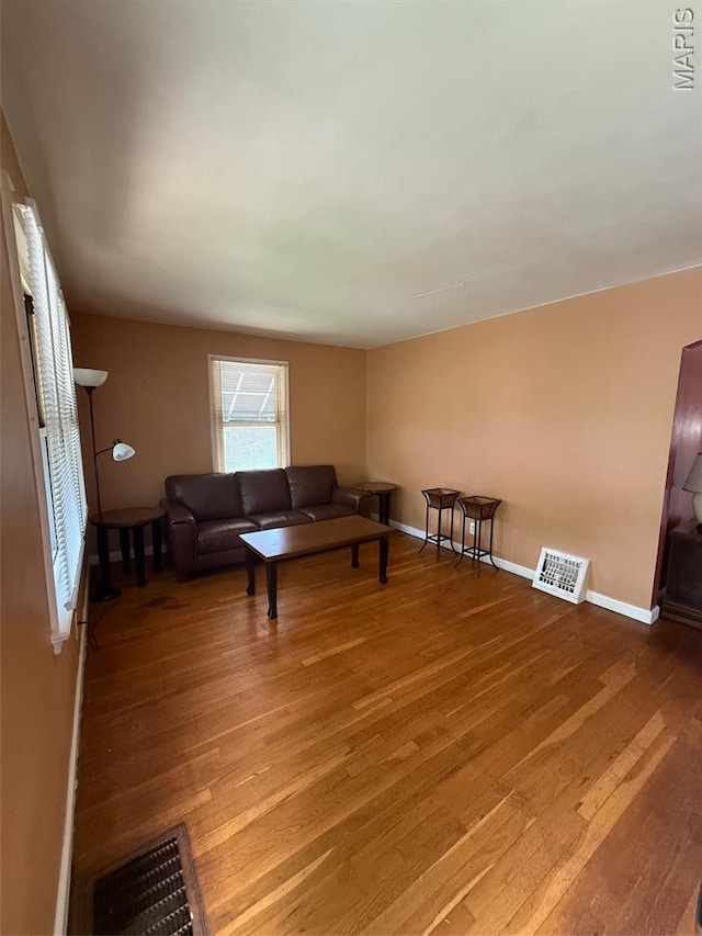 9550 Bataan Dr, Woodson Terrace, MO 63134 - photo 4