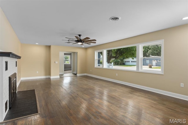305 E Hauser St, Litchfield, IL 62056 - photo 4