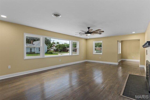 305 E Hauser St, Litchfield, IL 62056 - photo 14