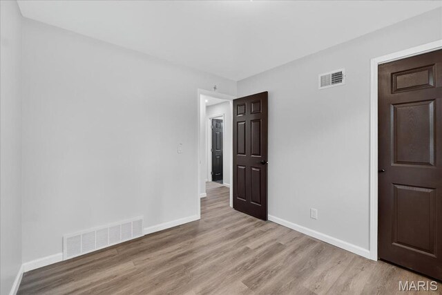 10243 Pannell Dr, Saint Louis, MO 63136 - photo 16