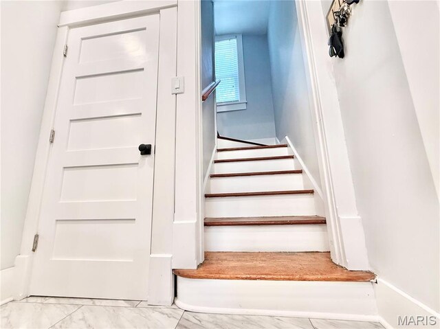 1029 Langdon St, Alton, IL 62002 - photo 32