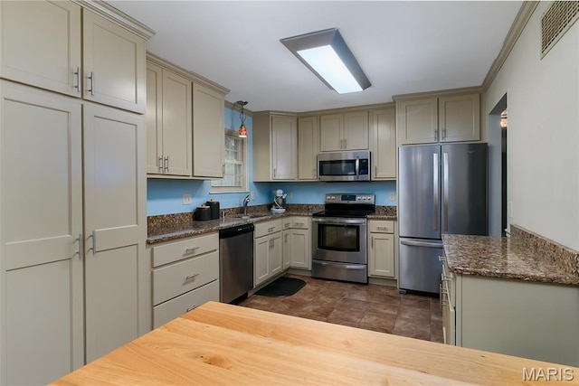 2 Carr Cir, Ofallon, MO 63366 - photo 9