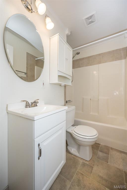 142 Connolly Dr, Hazelwood, MO 63135 - photo 16