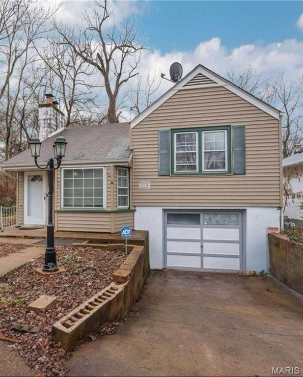 703 Cunniff Pl, Ferguson, MO 63135 - photo 1