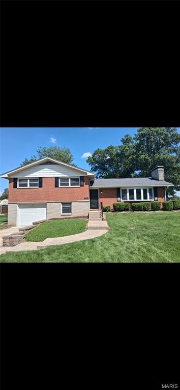 4809 Paris Dr, Godfrey, IL 62035 - photo 1