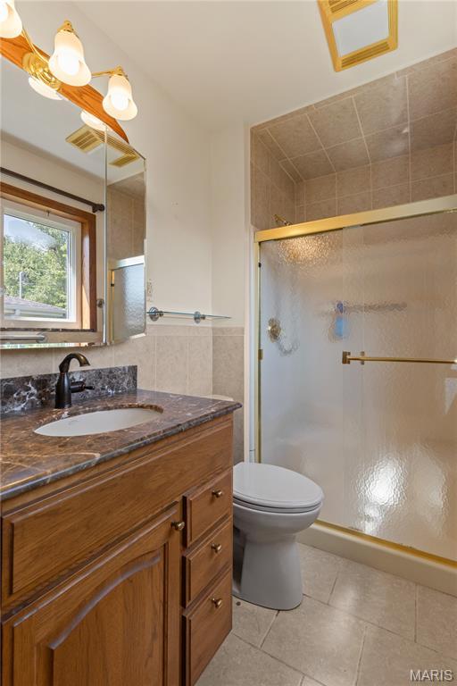 4607 Valmeyer Dr, Saint Louis, MO 63128 - photo 22