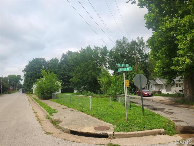 1014 Caseyville Ave, Belleville, IL 62226 - photo 2