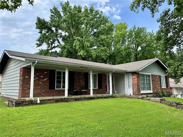 1902 Cathedral Hill Dr, Saint Louis, MO 63138 - photo 3