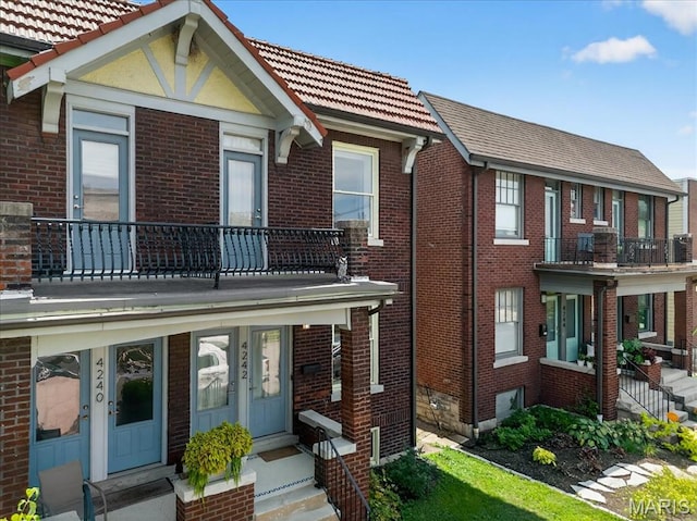 4242 Mcree Ave, Saint Louis, MO 63110 - photo 2