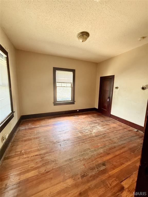 914 S Sprigg St, Cape Girardeau, MO 63703 - photo 5