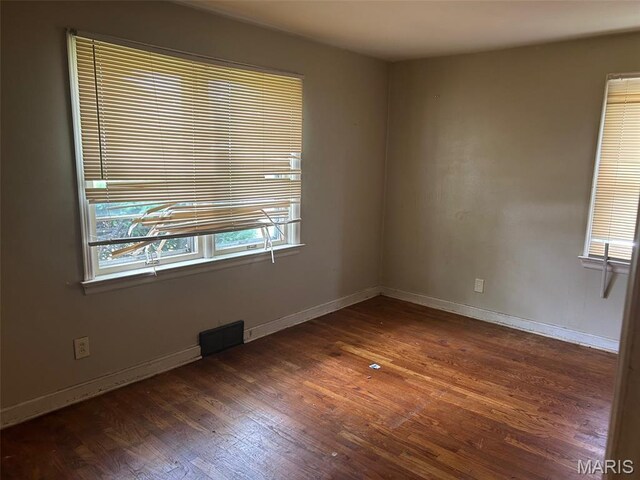 1254 Waldorf Dr, Bellefontaine Nghbrs, MO 63137 - photo 4