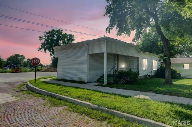 351 N 26th St E, St Louis, IL 62205 - photo 1