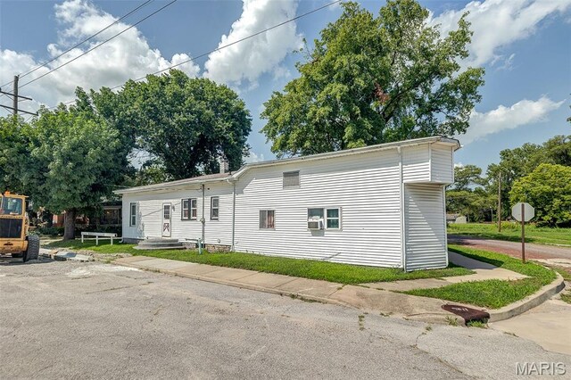 351 N 26th St E, St Louis, IL 62205 - photo 5