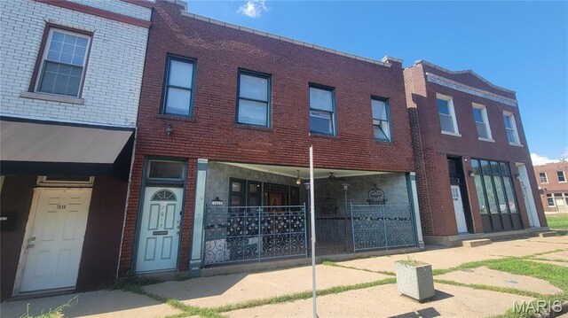 7617 Ivory Ave, Saint Louis, MO 63111 - photo 1