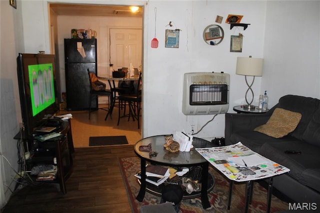 313 W 11th St, Caruthersville, MO 63830 - photo 2