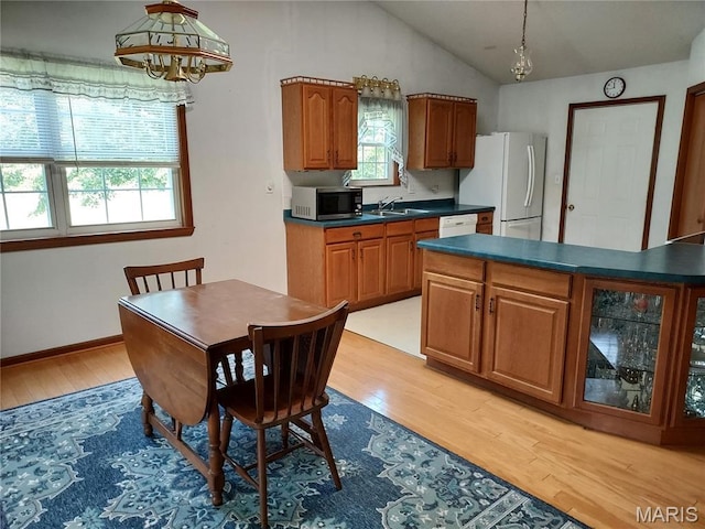 1302 W Cloverfield, Greenville, IL 62246 - photo 6