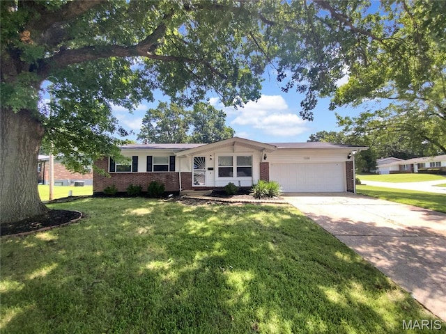 11100 Landseer Dr, Saint Louis, MO 63136 - photo 1