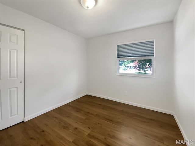 11100 Landseer Dr, Saint Louis, MO 63136 - photo 4