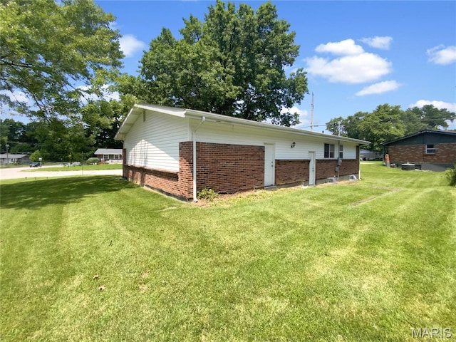 11100 Landseer Dr, Saint Louis, MO 63136 - photo 8