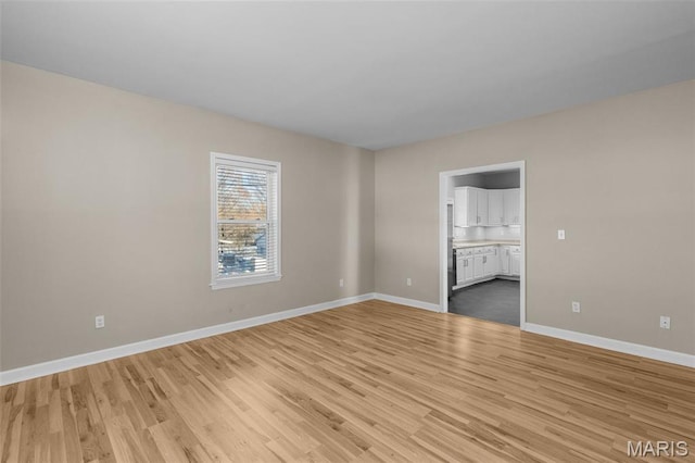 2438 Creve Coeur Mill Rd, Maryland Heights, MO 63043 - photo 2